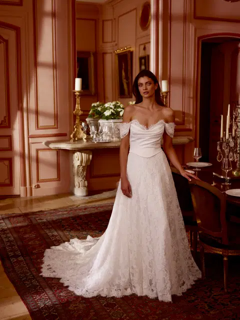 Joyce wedding dress by Justin Alexander, A-line, lace