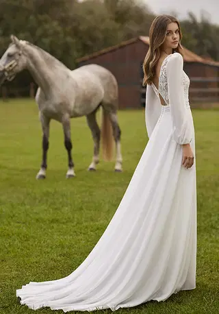 Neimy by Alma Novia - view 2 of 7