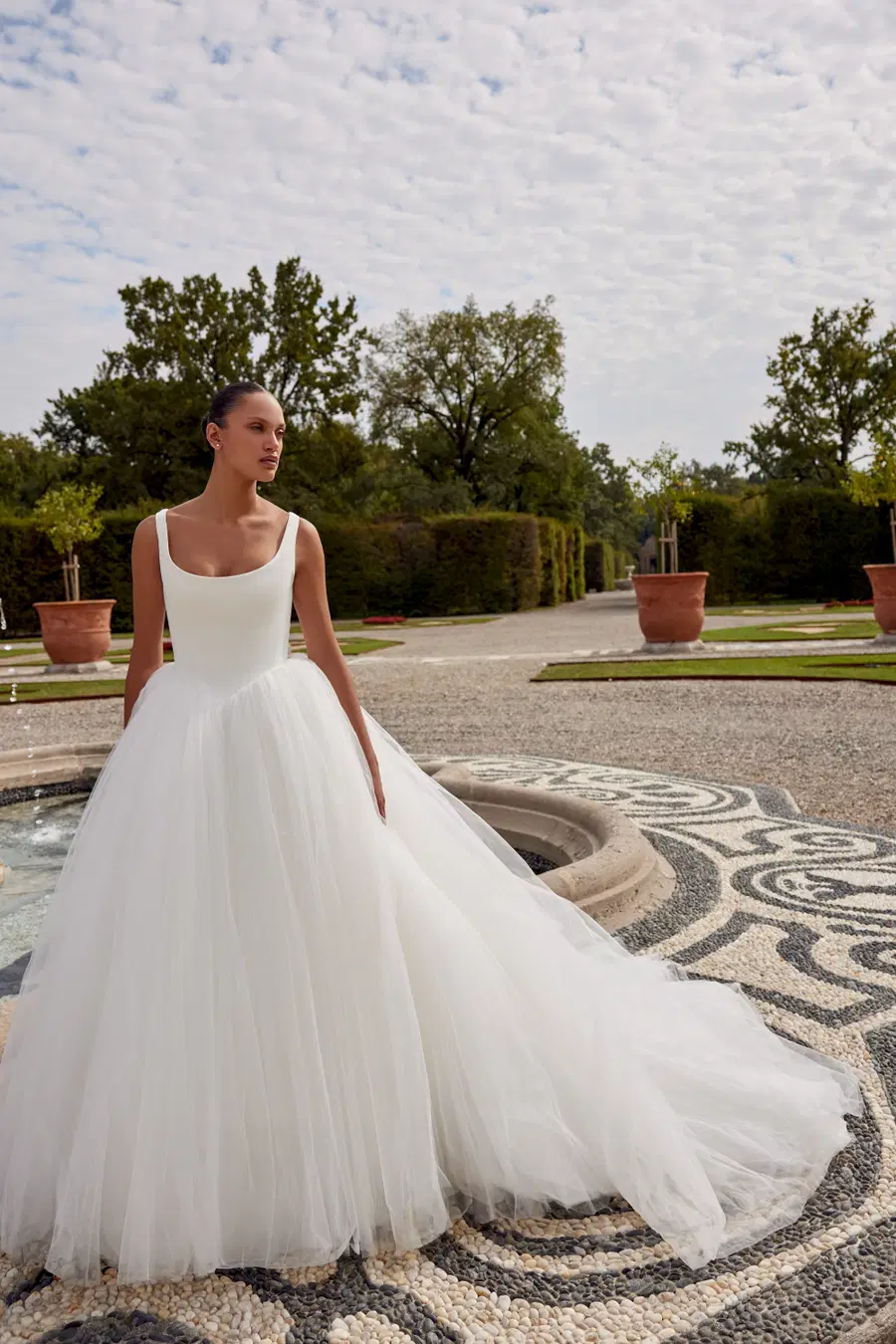 Kingston by Justin Alexander: Ball Gown silhouette, scoop neckline, tulle
