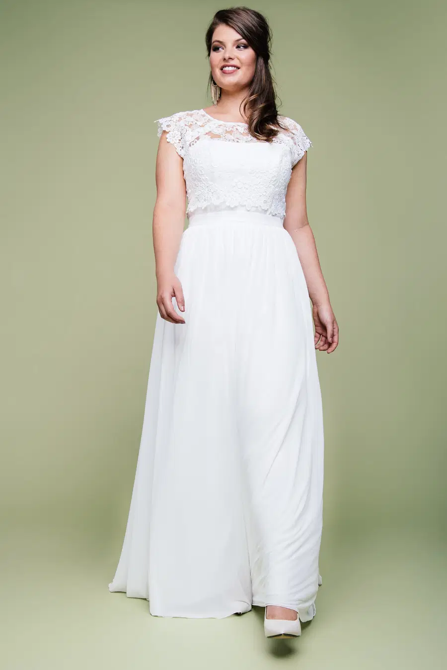 Chiffon-Rock S-1040 by KUESS die BRAUT: Two-Piece silhouette, sweetheart neckline, chiffon