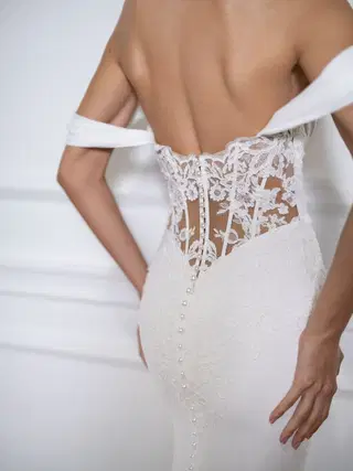Chloe by Avenue by Josephine Scott - view 5 of 8