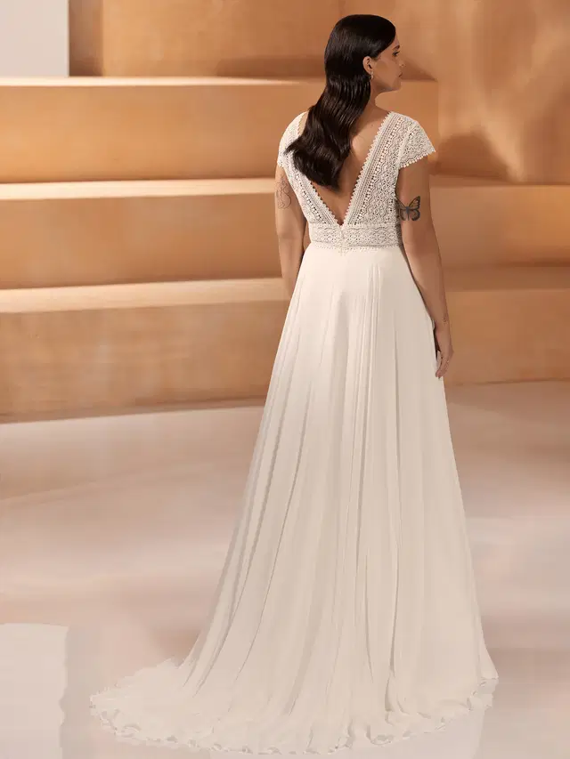 NORMA c by Bianco Evento - view 2 of 4