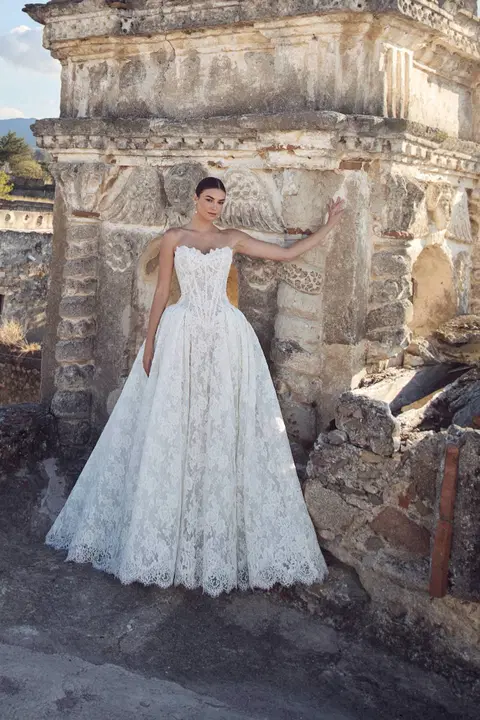125244 Emlyn wedding dress by Calla Blanche, ball gown, lace