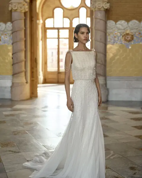 Belen wedding dress by Rosa Clara, straight, embroidery