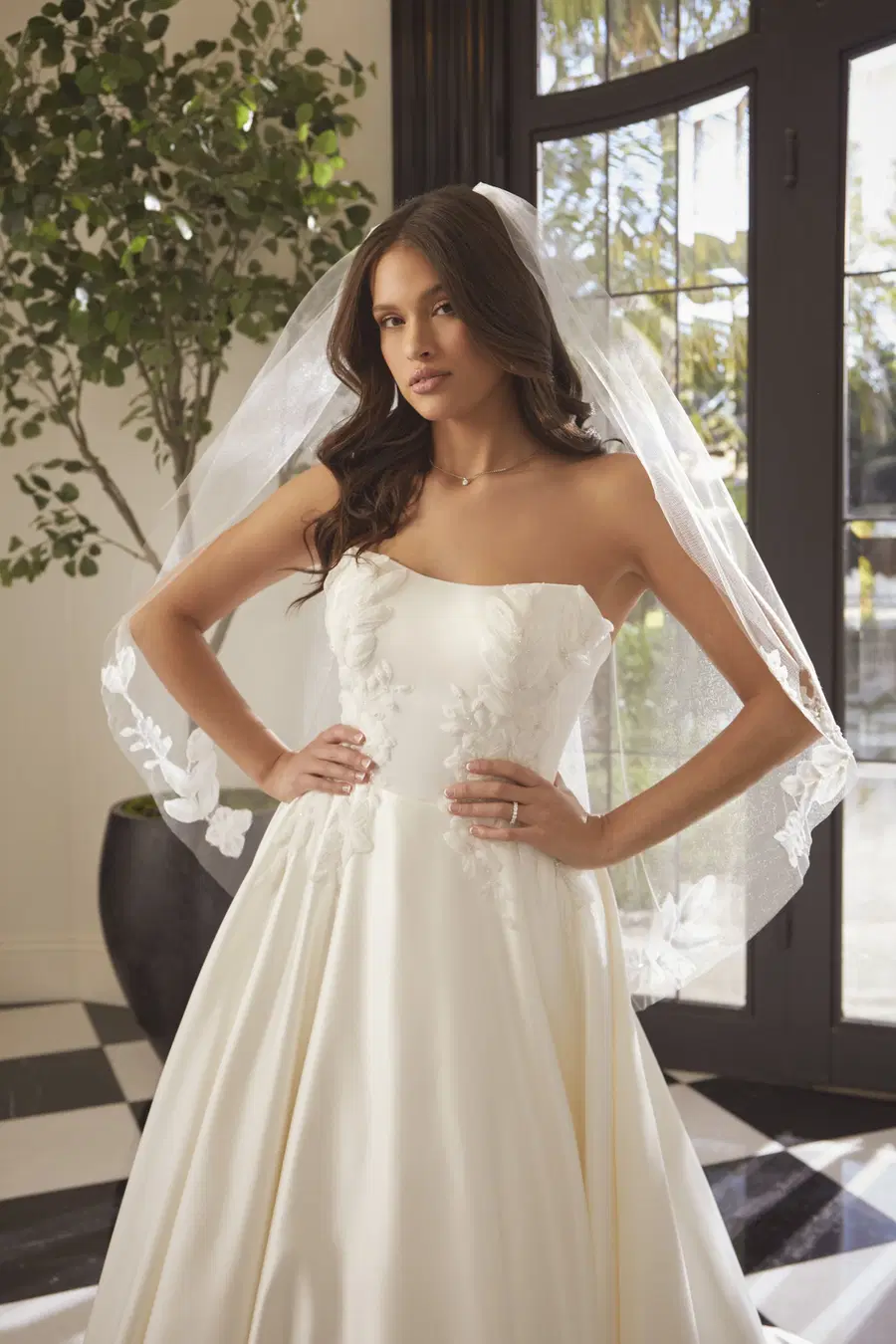 Addison by Casablanca Bridal - view 4 of 8