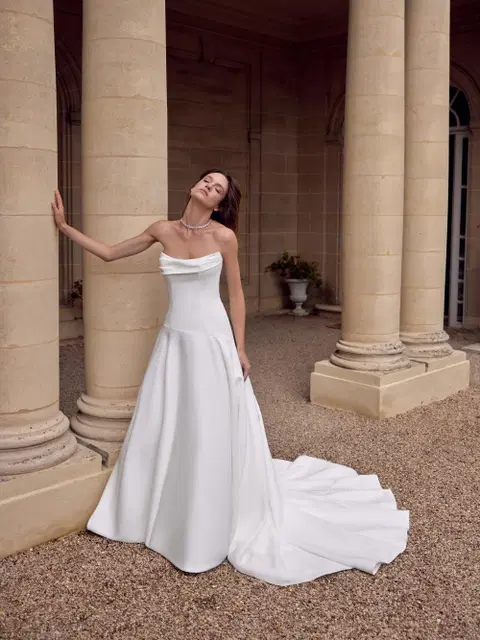 Miranda wedding dress by Justin Alexander, A-line, mikado