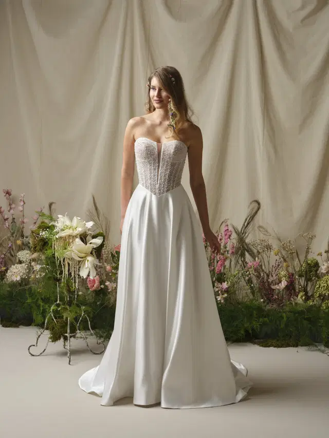 Marty by Rebecca Ingram: A-Line silhouette, sweetheart neckline, lace