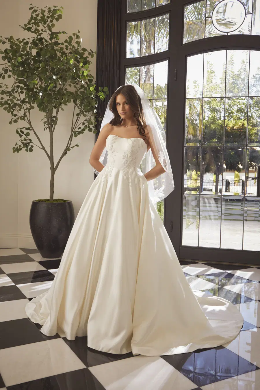 Addison by Casablanca Bridal - view 3 of 8