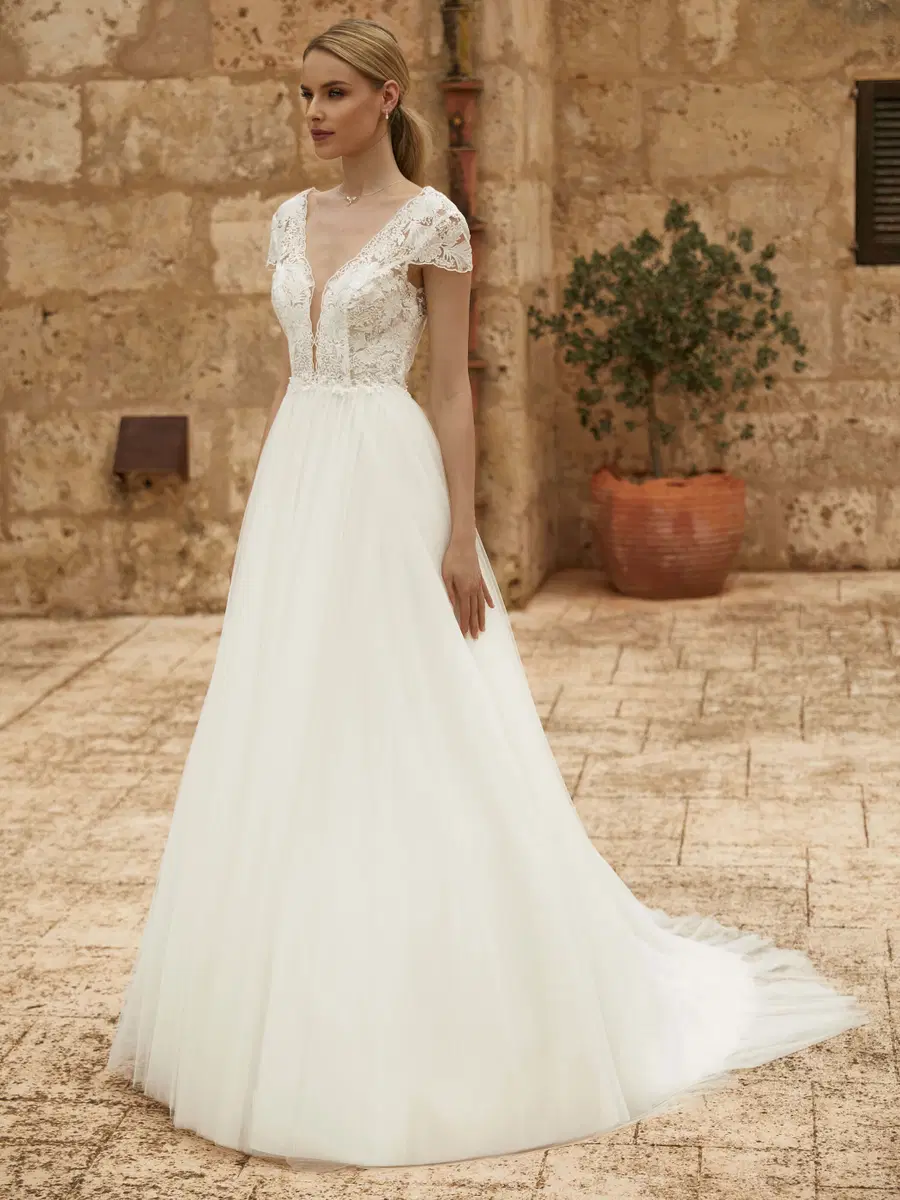 HANNAH by Bianco Evento: A-Line silhouette, deep V-neck neckline, short sleeves, lace