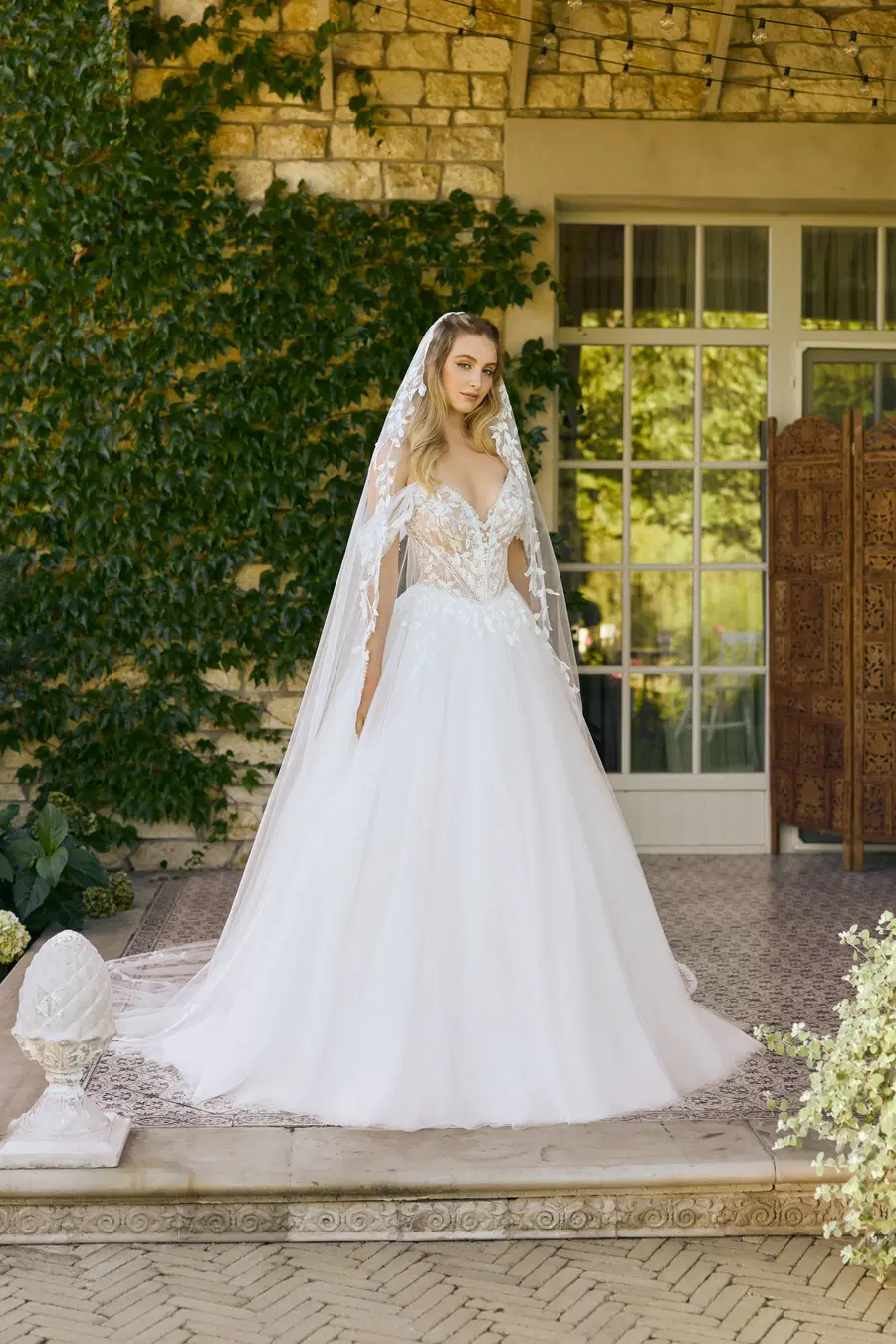 1141 by Angela Bianca: Ball Gown silhouette, V-neck neckline, detachable sleeves, lace