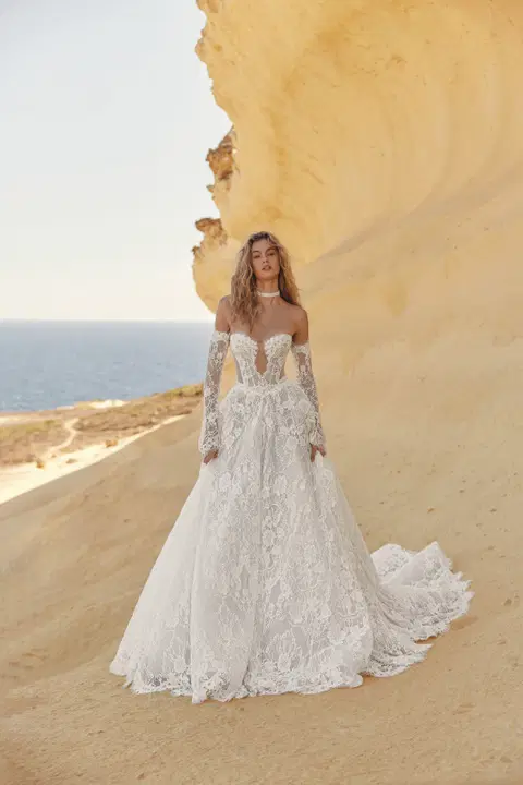 Argo wedding dress by Eva Lendel