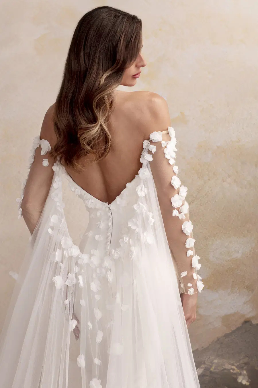Largartha by Donna Salado Couture - view 6 of 6