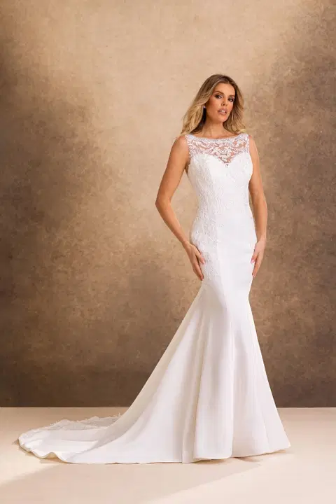 Style RB2252 wedding dress by Rachel Allan, trumpet, lace