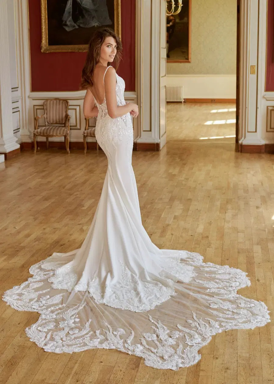 DIVINE by Dando London - view 3 of 3