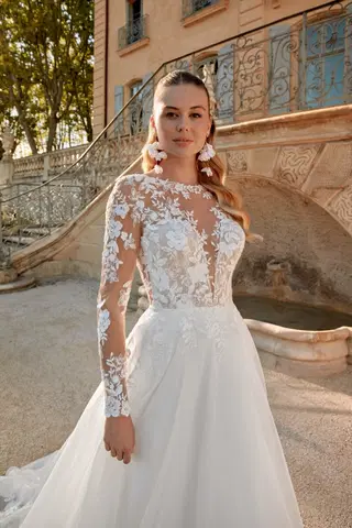 44572 by Sincerity Bridal - view 3 of 6