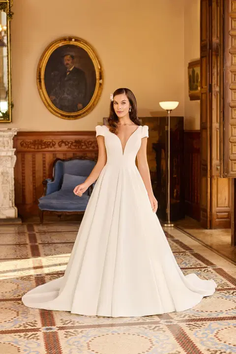 Style 8353 wedding dress by Monica Loretti, A-line, satin