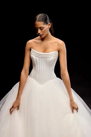 Rhiannon by Justin Alexander - view 5 of 7