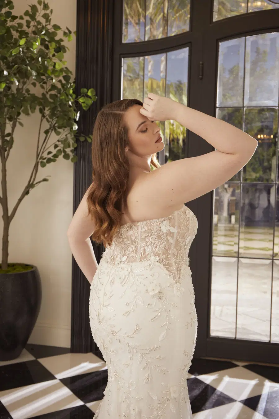 Lisette Curvy by Casablanca Bridal - view 4 of 4