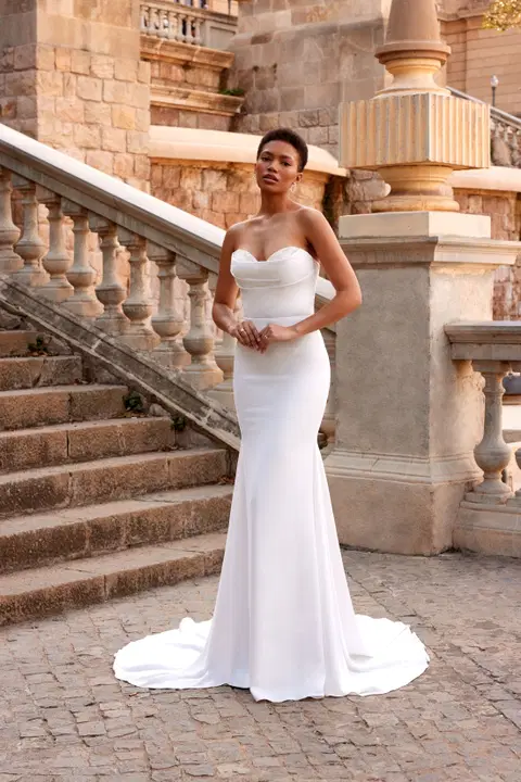 Kayla wedding dress by Serravalle, mermaid, crepe