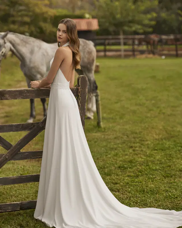 Narcisa by Alma Novia - view 2 of 3