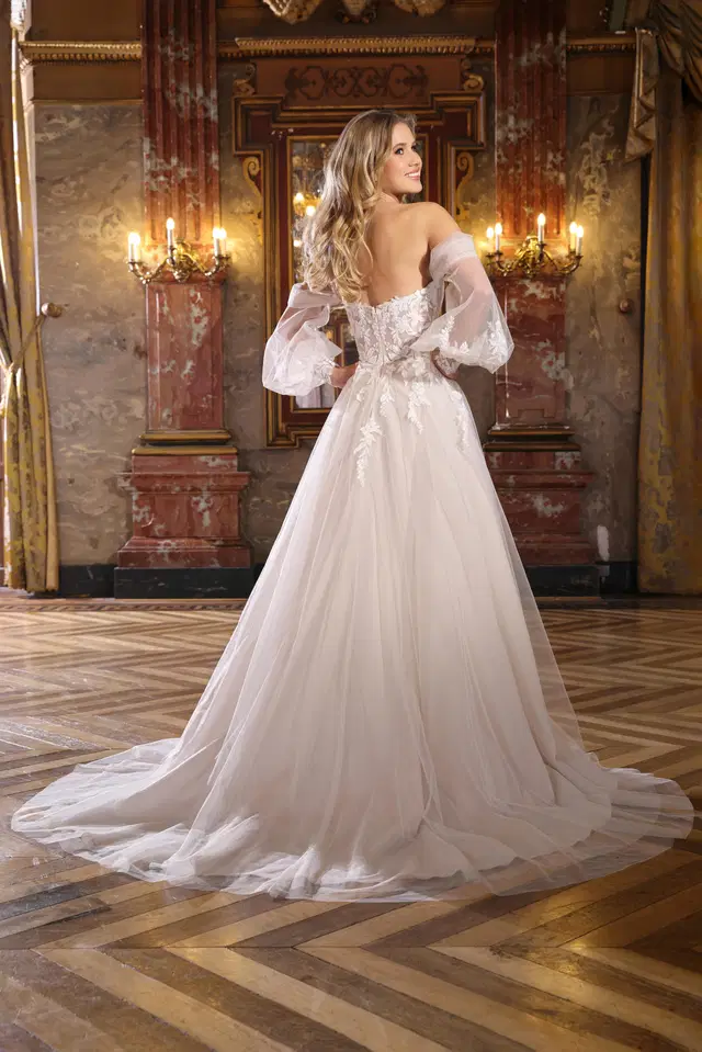 Beril by Azuree Bridal - view 3 of 3