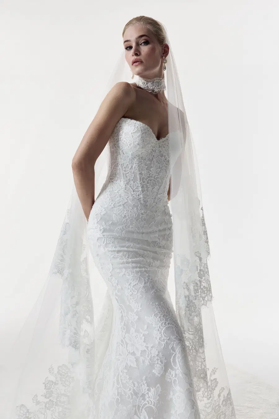 Isabel by Josephine Scott - view 7 of 9