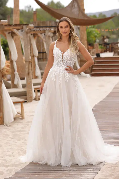Bobbi wedding dress by Azuree Bridal, A-line, lace