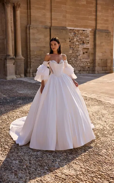 Hope wedding dress by Veni Infantino, ball gown, lace