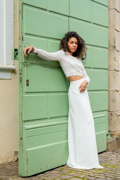 Rock Mali wedding dress by noni Selected, two-piece, crepe