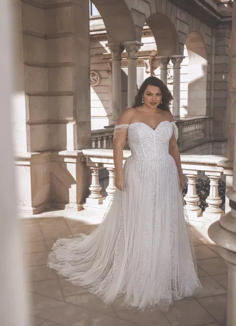 Fable wedding dress by Portrait, A-line, lace