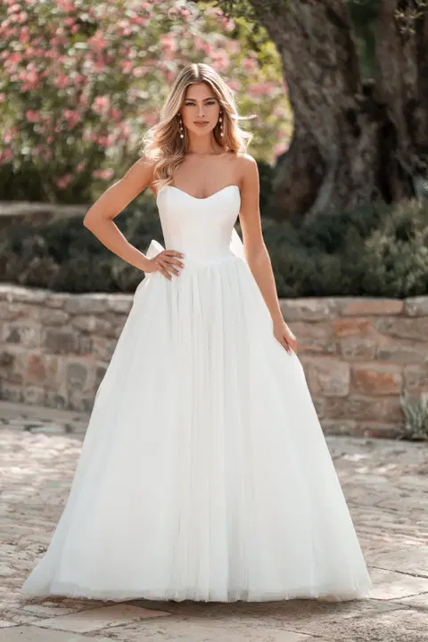 Style A1311 wedding dress by Allure Bridals, ball gown, tulle