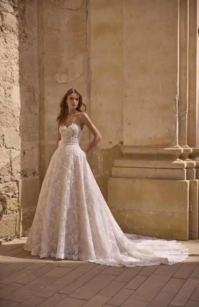 Hollywood by Veni Infantino: Ball Gown silhouette, sweetheart neckline, sleeveless, lace