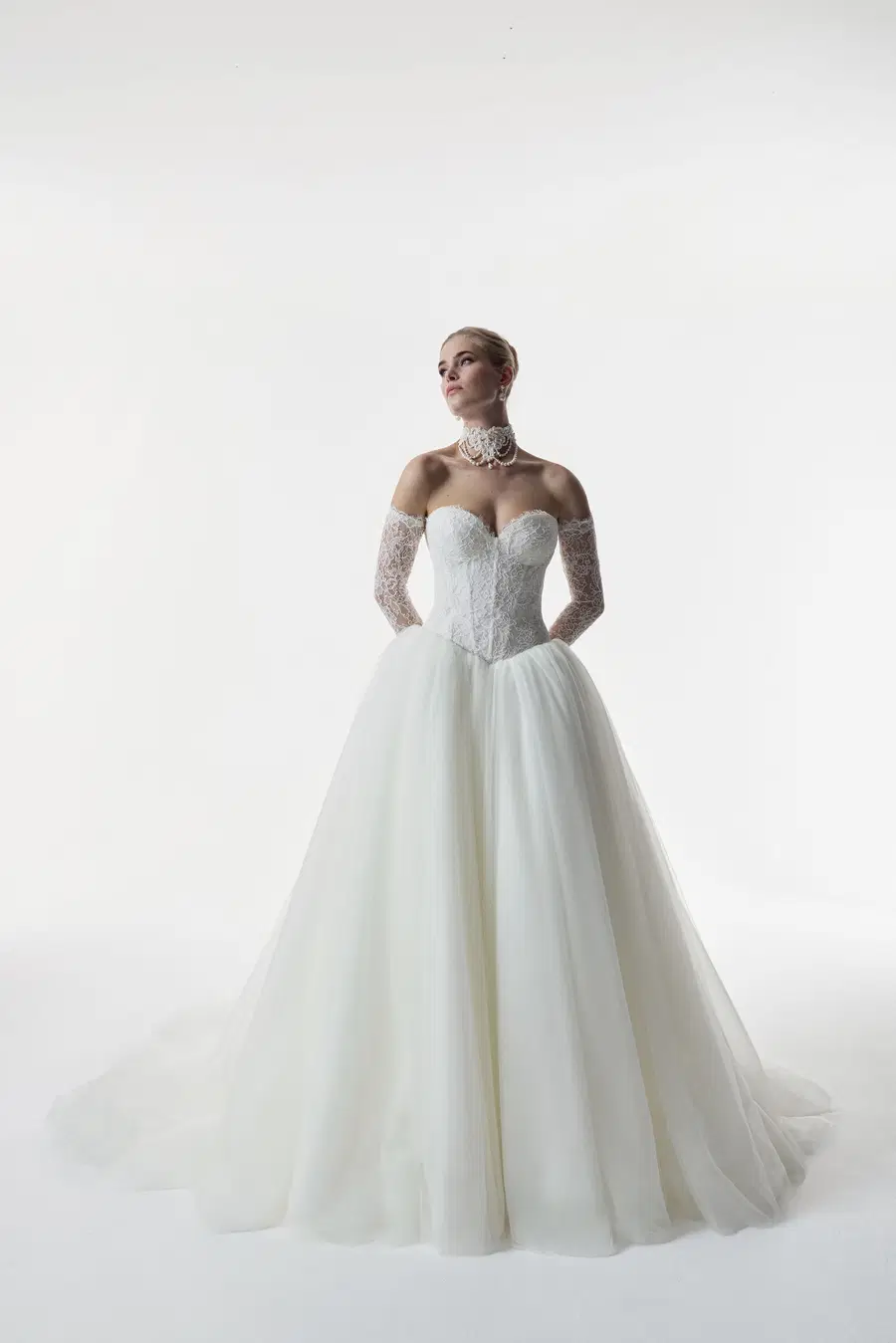 Theodora by Josephine Scott - view 2 of 9