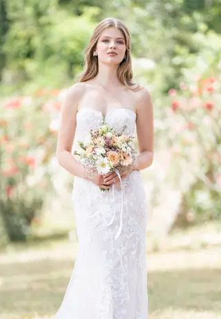 R3802 by Allure Romance - view 2 of 5