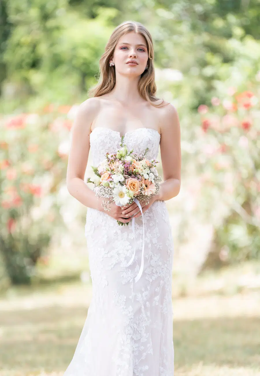R3802 by Allure Romance - view 2 of 5