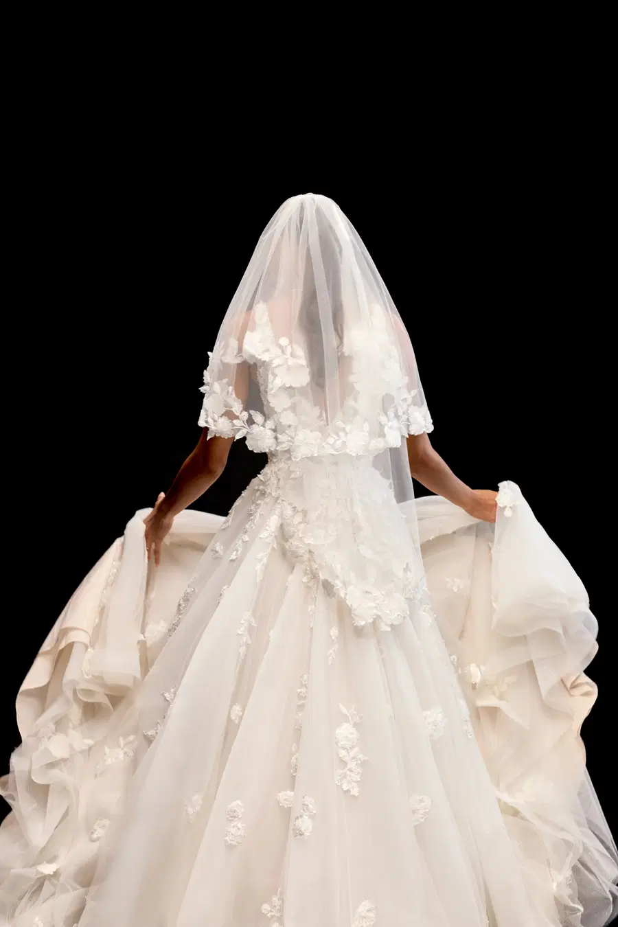 Hesper by Justin Alexander - view 7 of 8