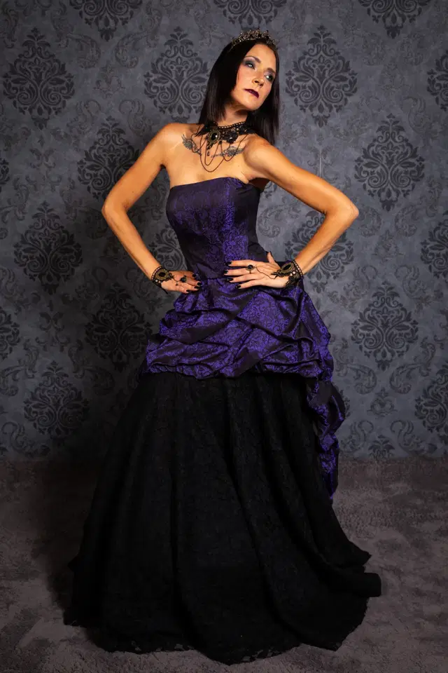 Dame Barock Lila von DarkDreamCouture - Ansicht 2 von 2