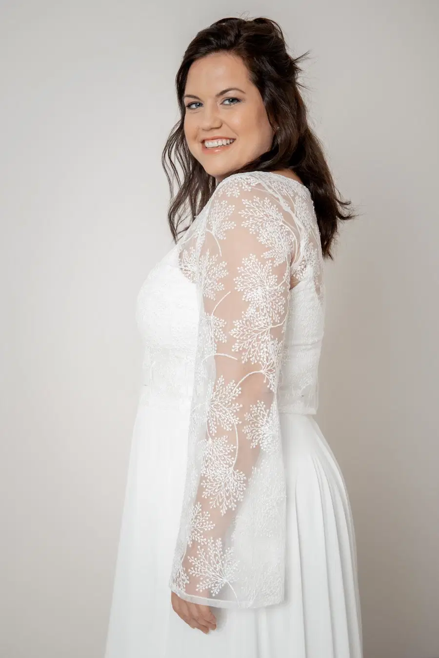 Top Safi Curvy by noni Selected - view 5 of 6