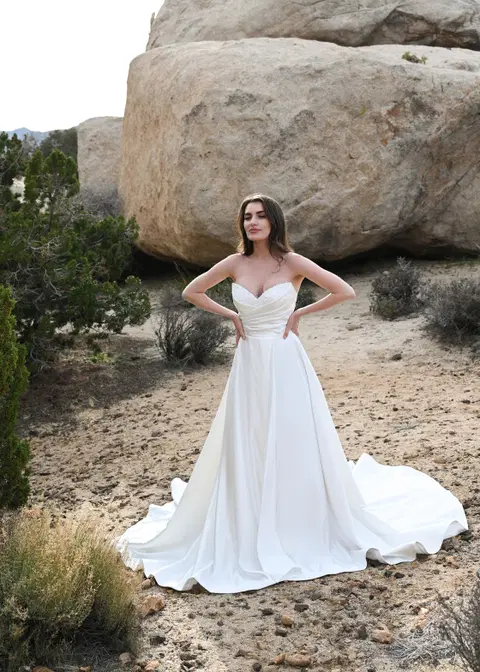 San Fernando wedding dress by Dando London, A-line, satin