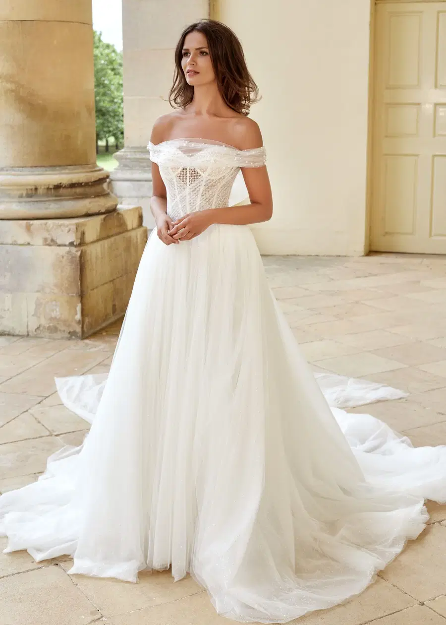 DAZZLING by Dando London: Ball Gown silhouette, off-shoulder neckline, sleeveless, tulle