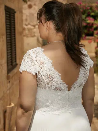 PAULA c by Bianco Evento - view 4 of 4
