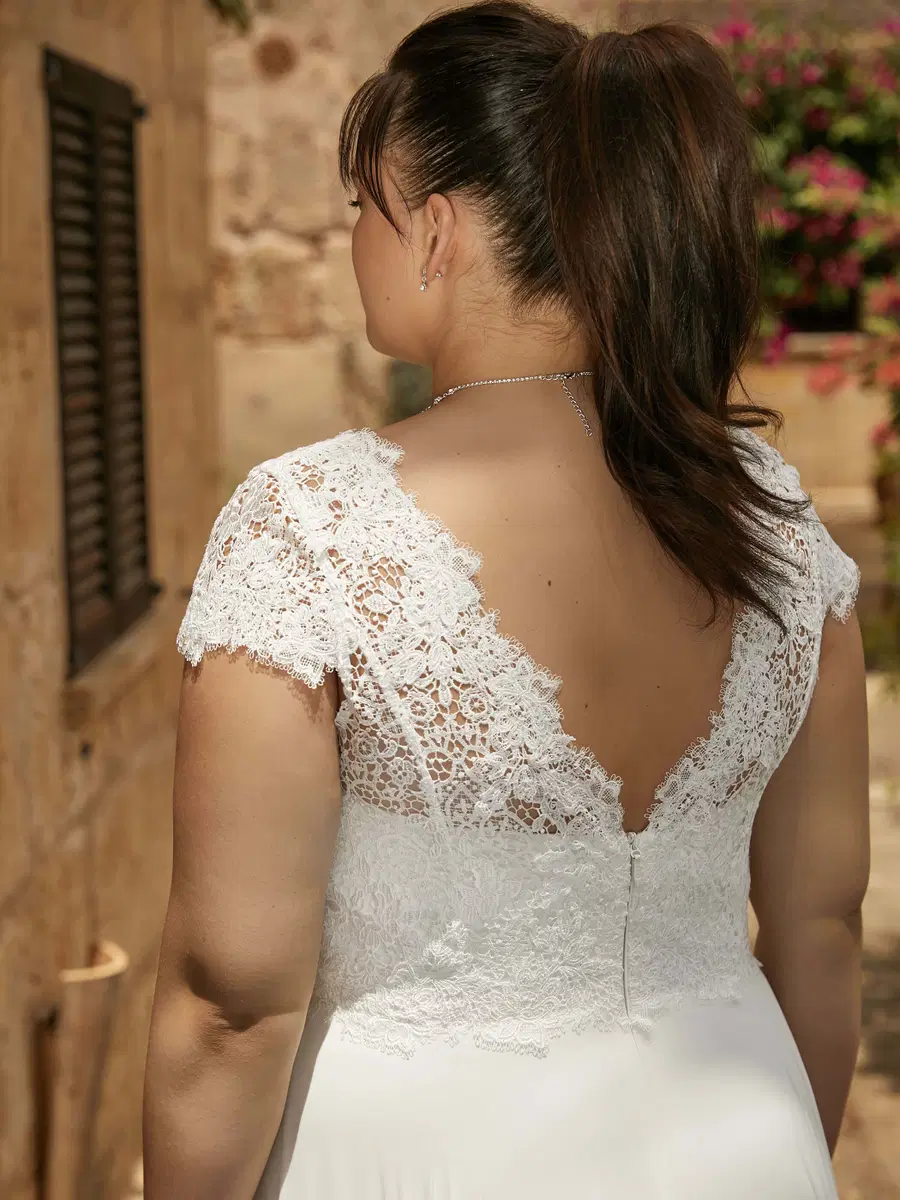 PAULA c by Bianco Evento - view 4 of 4