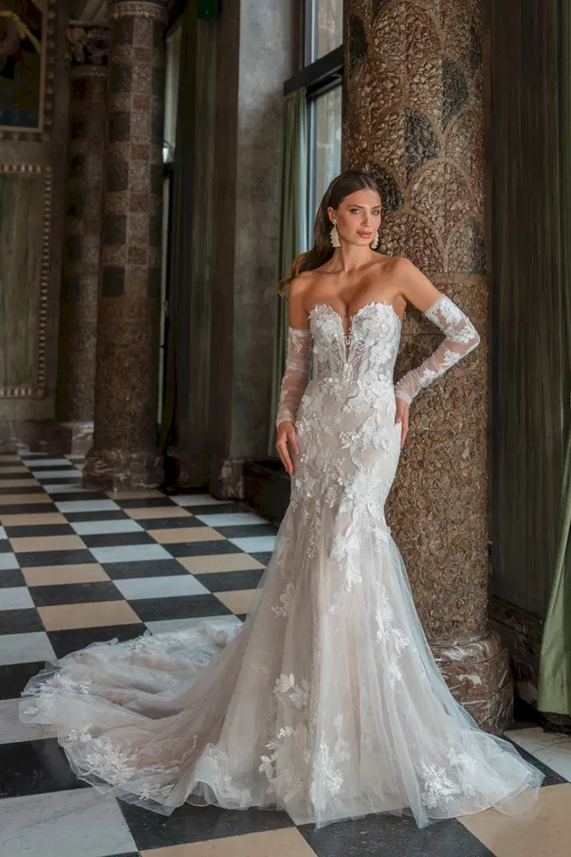 Alana by Diane Legrand: Mermaid silhouette, sweetheart neckline, long sleeves, lace