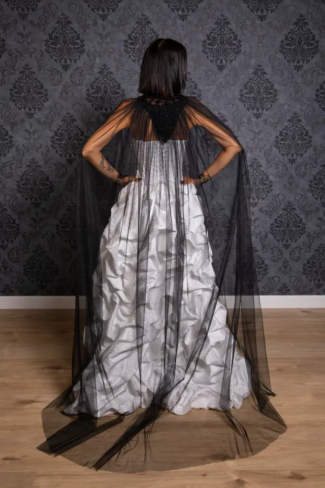 Dame Barock by DarkDreamCouture - view 2 of 2