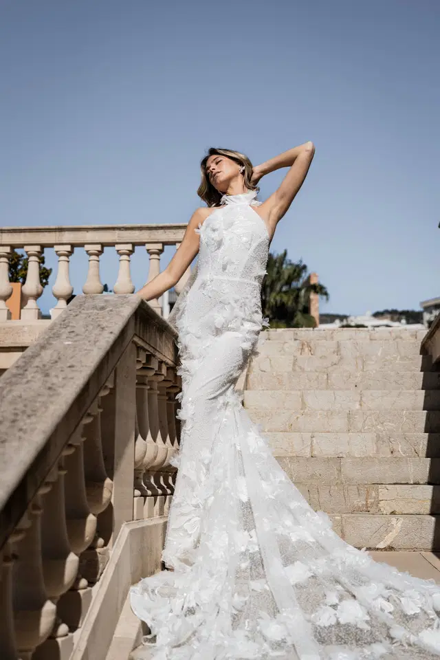 Olaya by Fan Xia: Fit & Flare silhouette