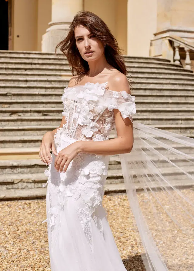 CAPTIVATING by Dando London - view 2 of 3