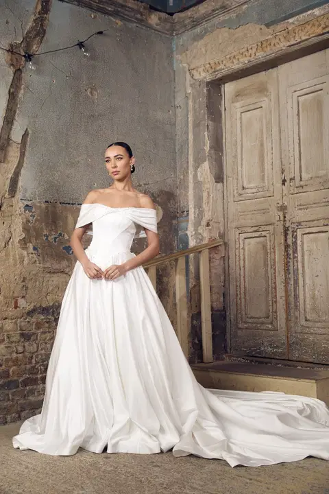 Pall Mall Brautkleid von Dando London, Ballkleid, Satin