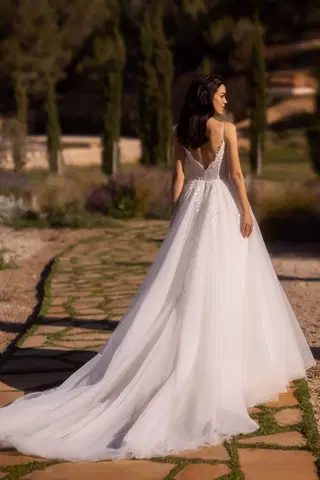 E-5500 by Elizabeth Passion - view 3 of 4