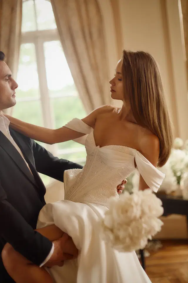 Serenade by Eva Lendel: A-Line silhouette, semi sweetheart neckline, sleeveless, lace