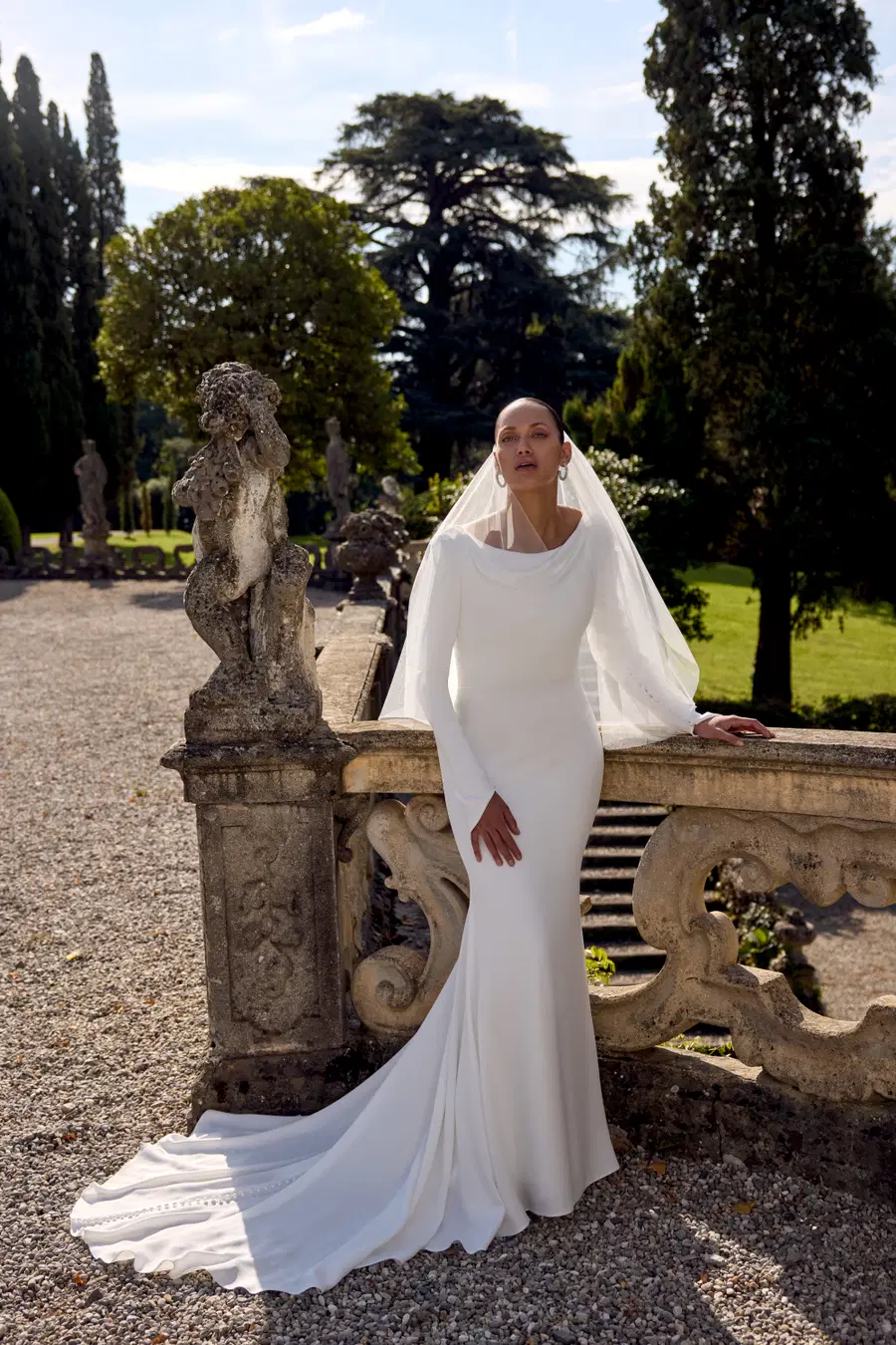 Kathleen by Justin Alexander: Fit & Flare silhouette, crepe